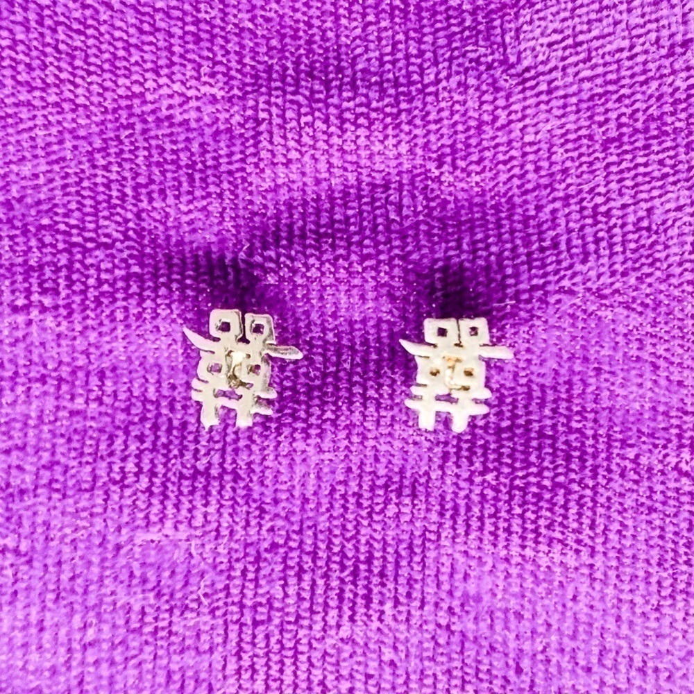 𝅺SILVER double happiness symbol earrings